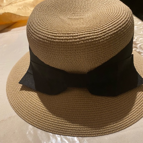 NWOT 100% straw hat - Picture 6 of 6